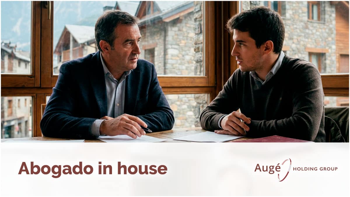 Abogado in house